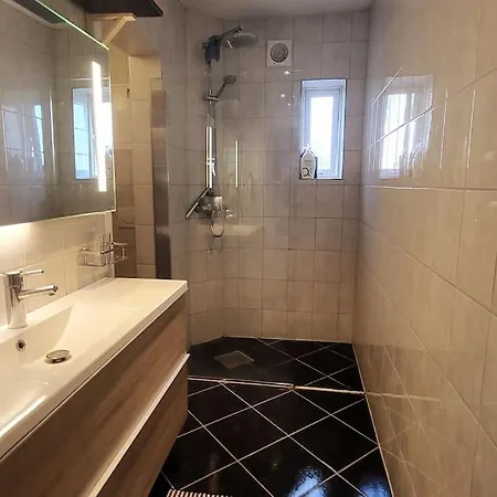 Superb And Central Place! Airb&b Favorite Διαμέρισμα Μπέργκεν