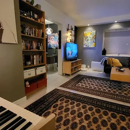 Superb And Central Place! Airb&b Favorite Apartment