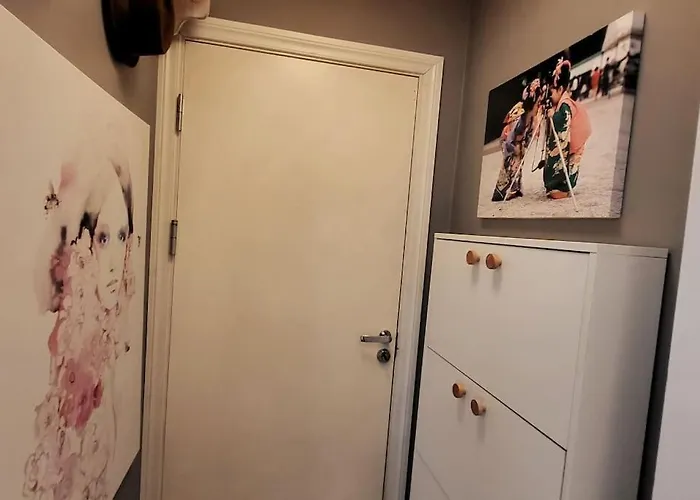 Superb And Central Place! Airb&b Favorite Апартаменты *