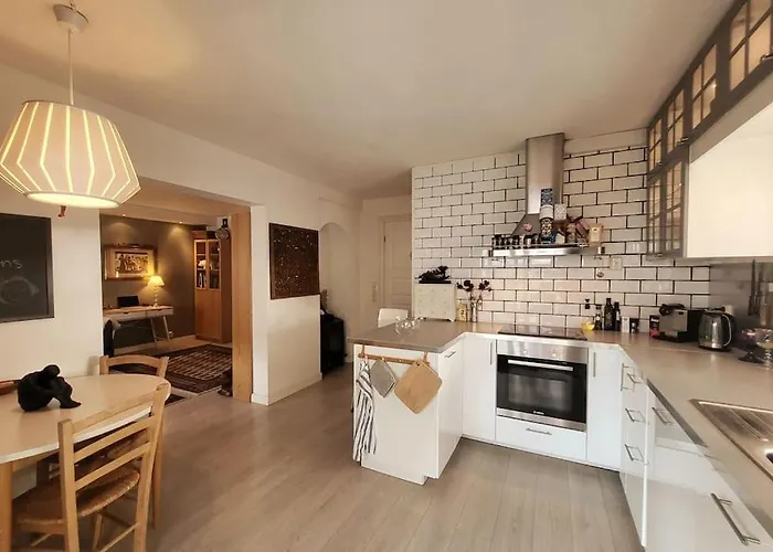 Superb And Central Place! Airb&b Favorite Apartament